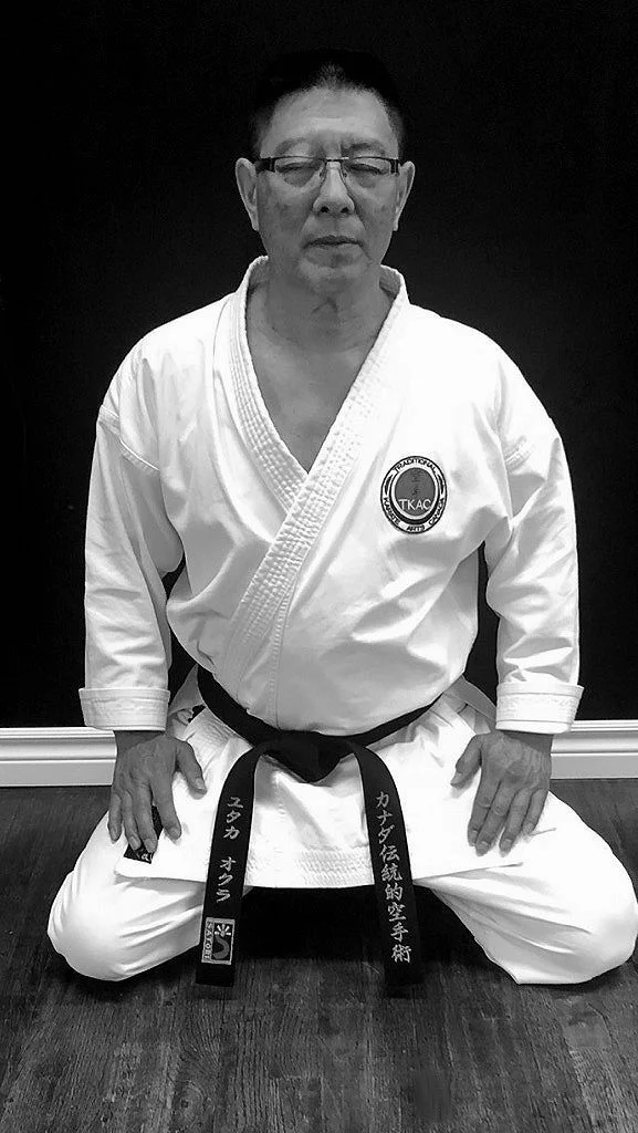 Tom BW seiza.jpg