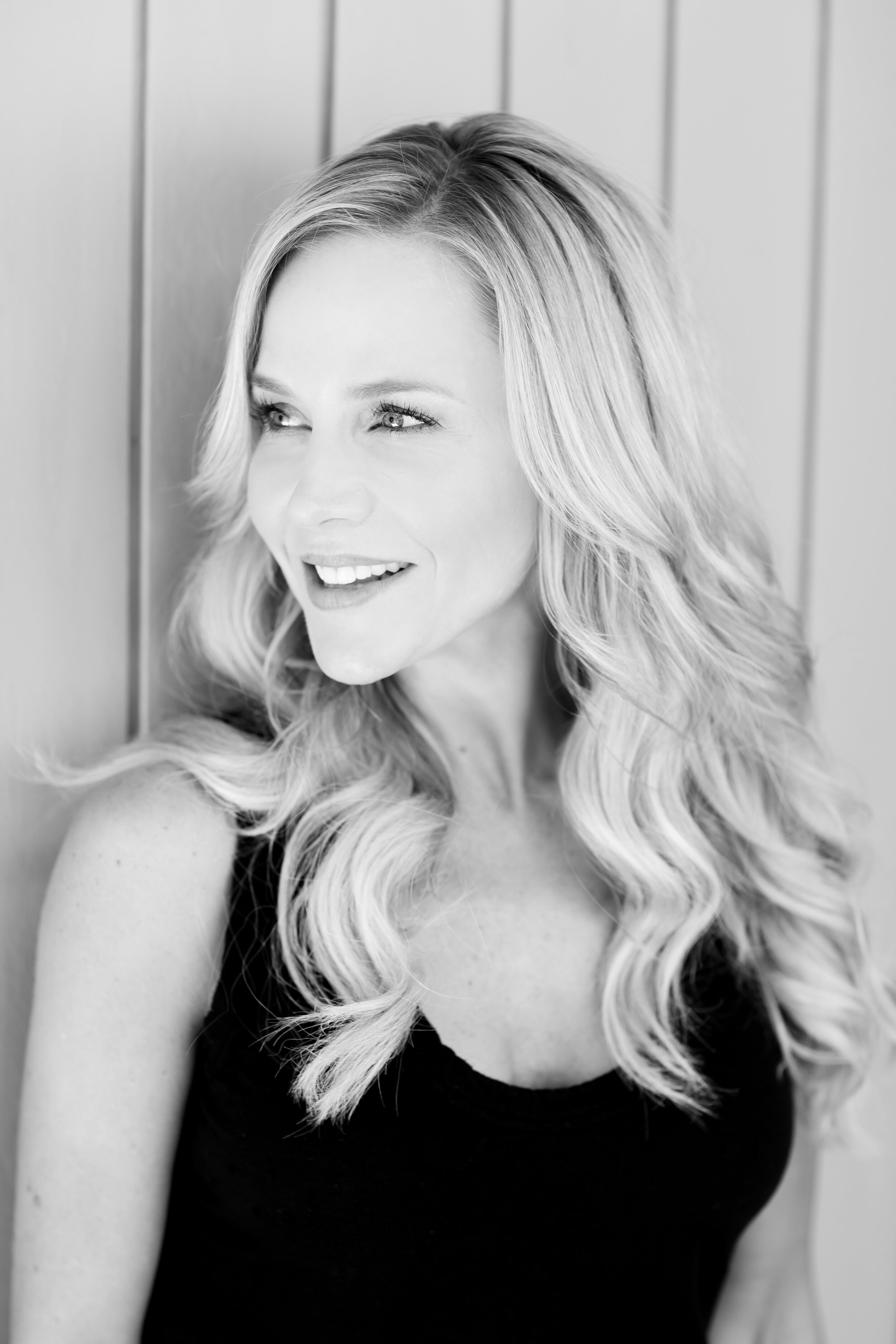 2017.07.28_TOA_JulieBenz_WebSelects-2785-2.jpg