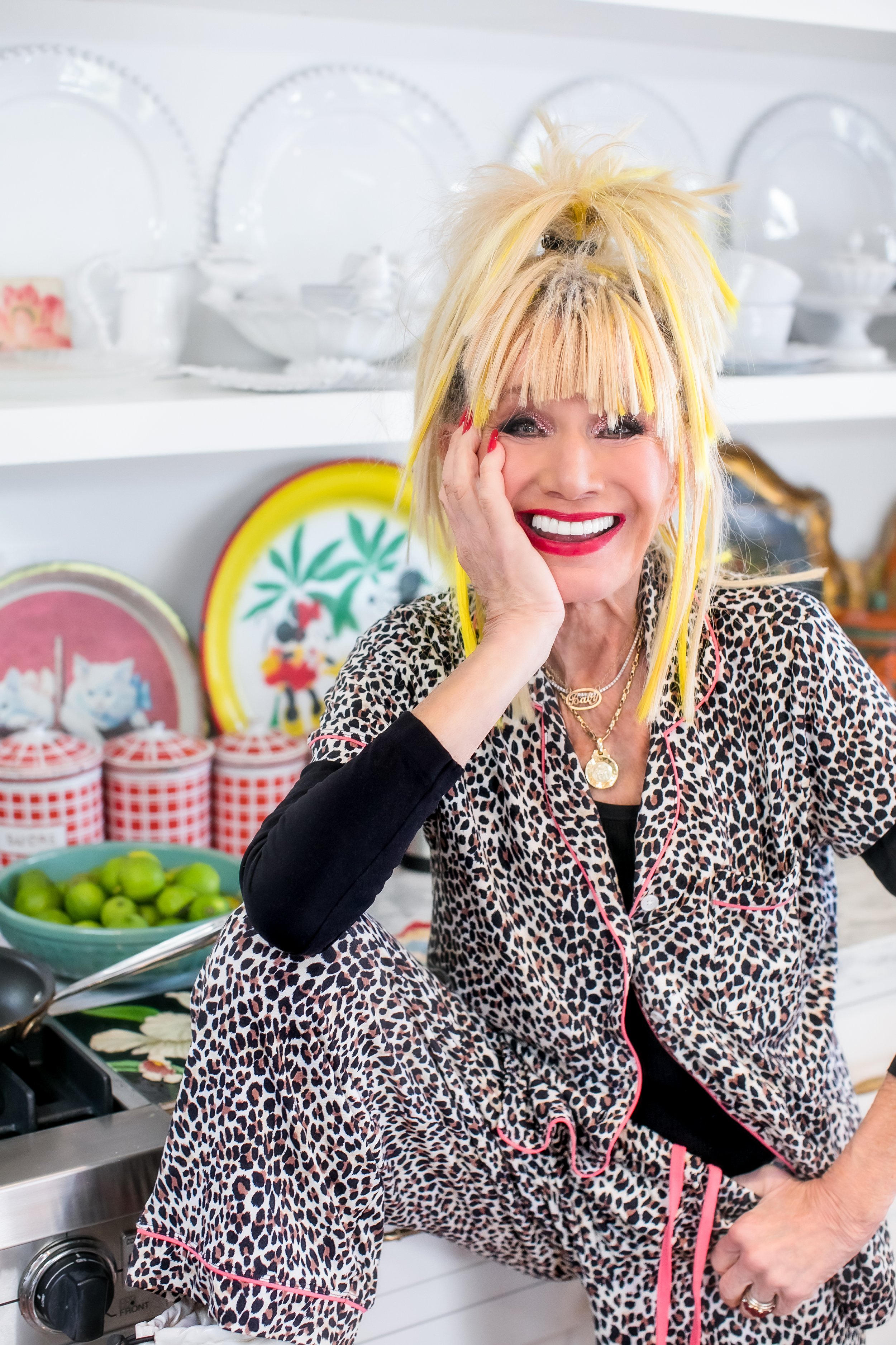 2022.02.17_Knix+BetseyJohnson_EDITS-4A7514.jpg