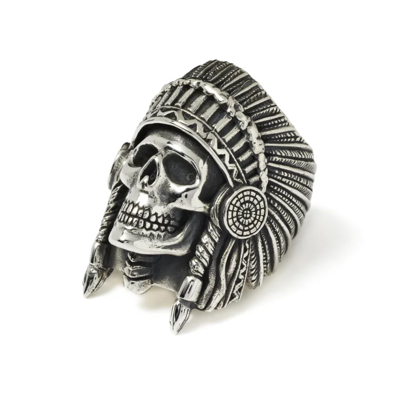 wes-lang-silver-plain-chief-skull-ring-angled-800x800.jpg