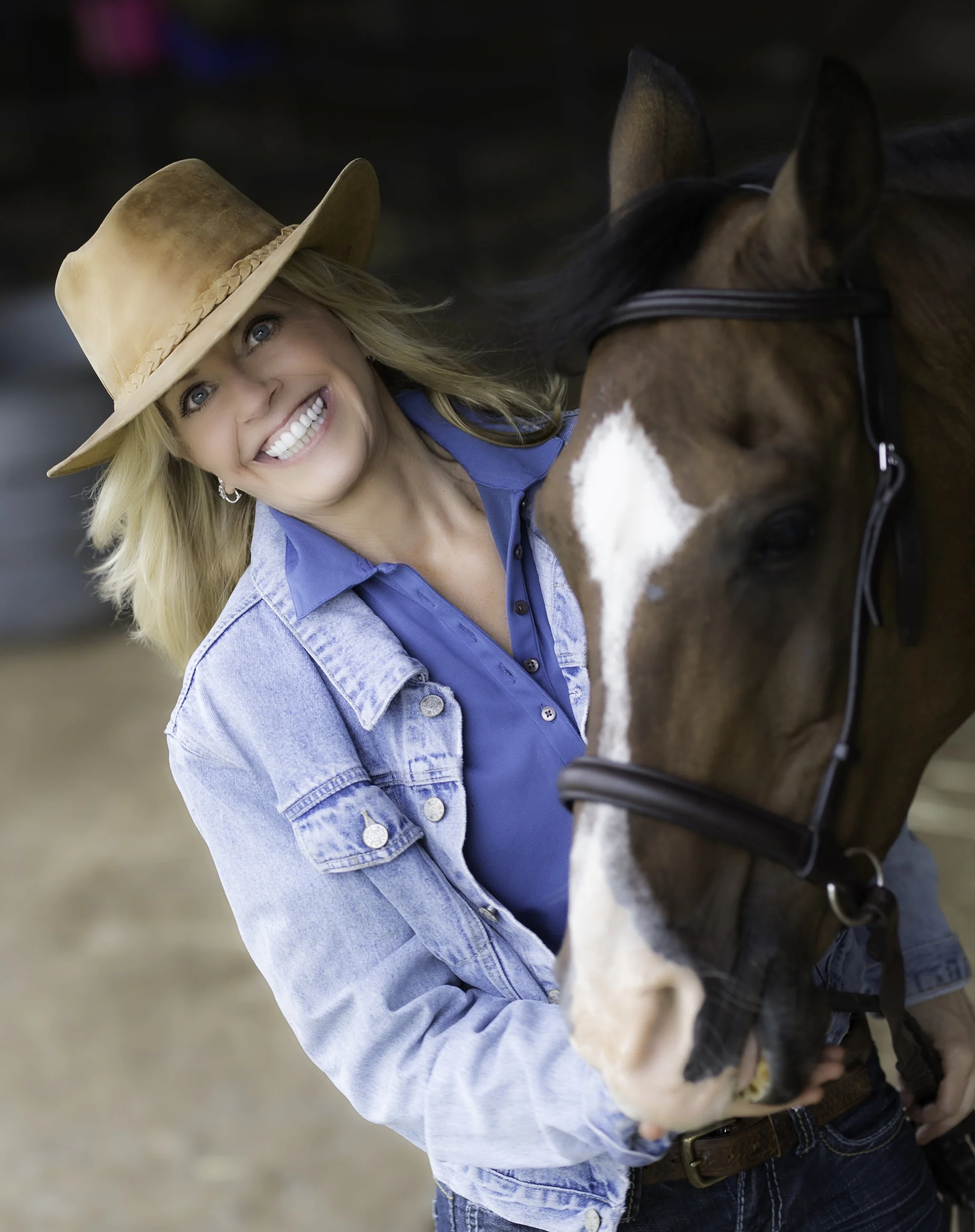 081817 Cindy Warner 000732-Edit.jpg
