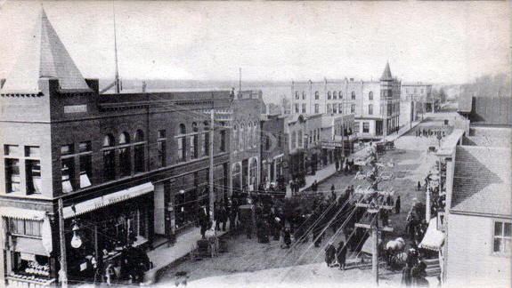 Main Street looking north, Ortonville Minnesota, 1908 