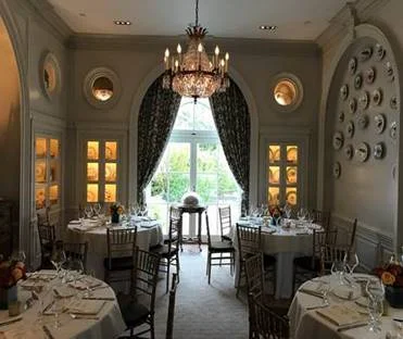 mansion dining