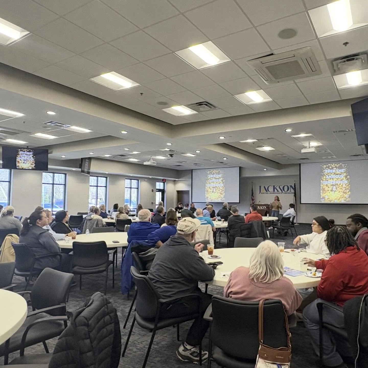 Our mentors enjoying a delicious lunch while learning more ways to support our youth.  Thank you to Abbie Vipperman for the informative overview of the best selling book The Anxious Generation while sharing specific things mentors can implement to su