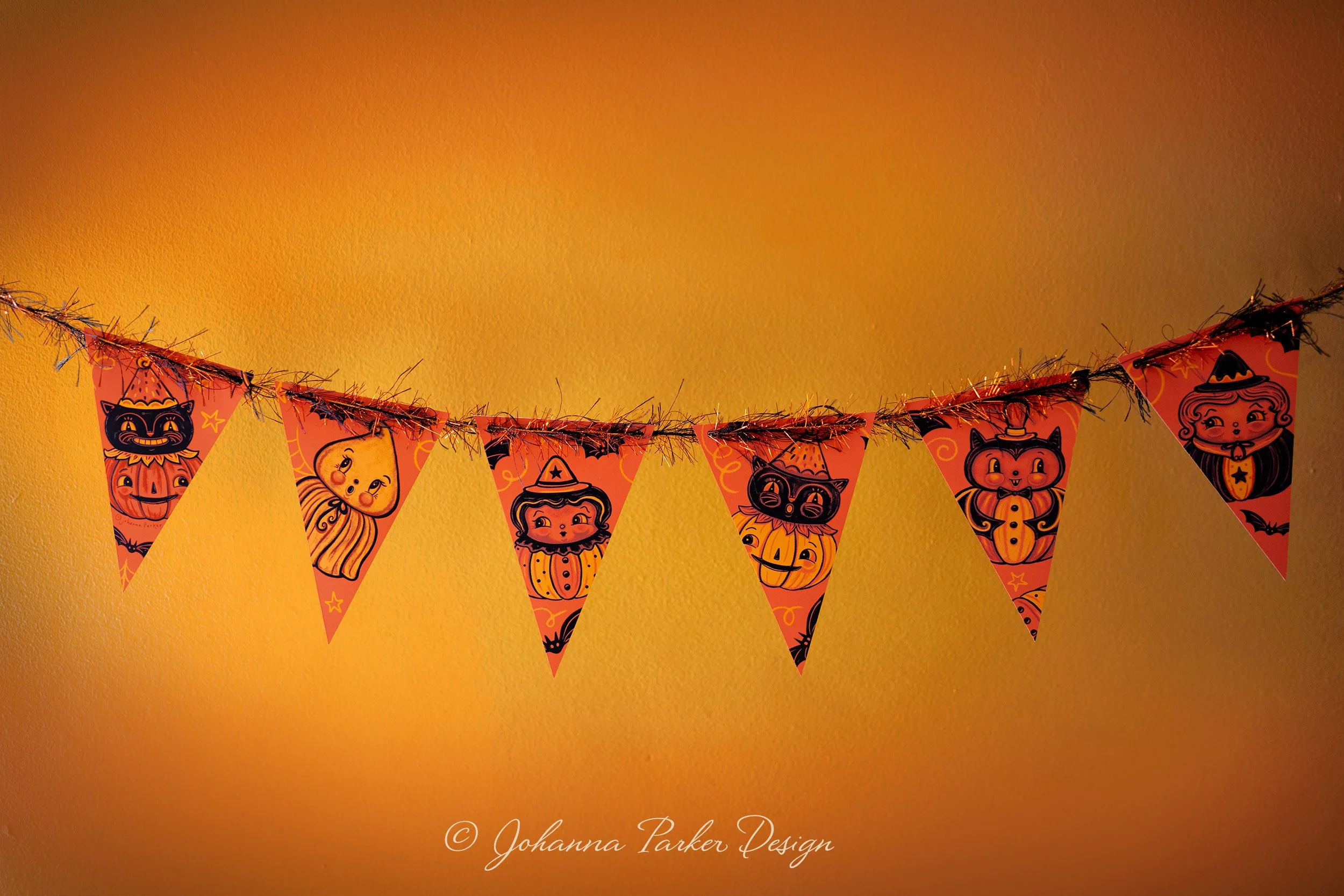 JP-Pumpkin-Peep-Halloween-Pennant-Garland-full.jpg