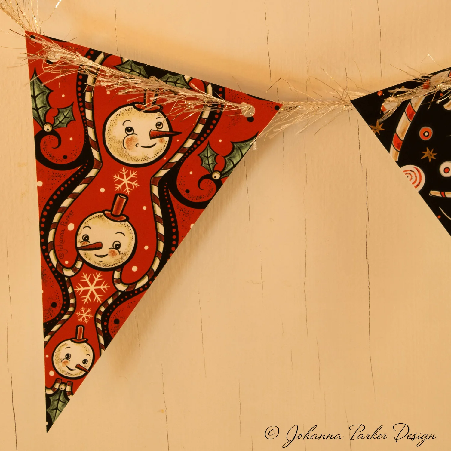 Johanna-Parker-Red-and-Black-middle-garland.jpg