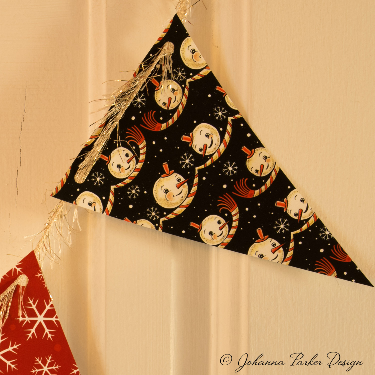 Johanna-Parker-Red-and-Black-right-side-garland.jpg