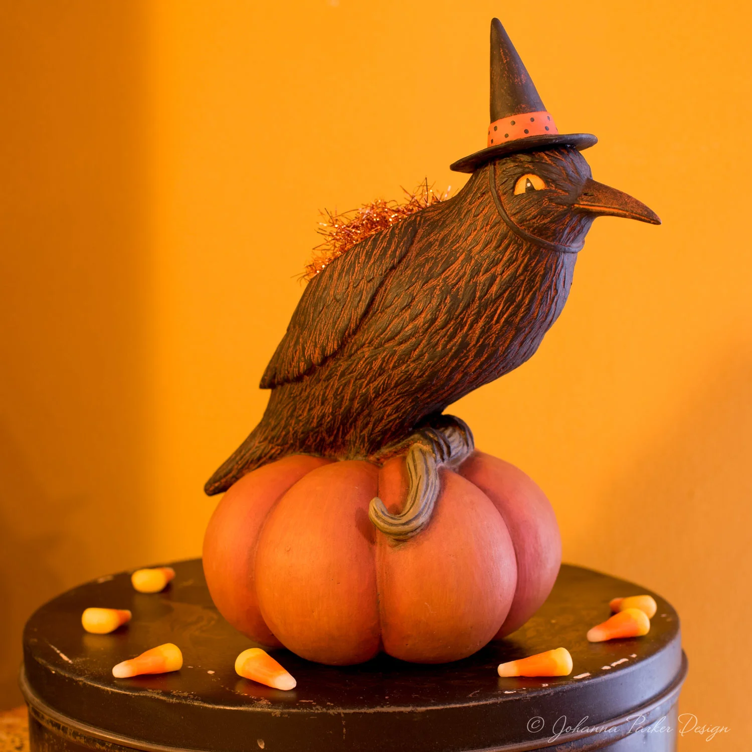 Hollow Pumpkin Crow