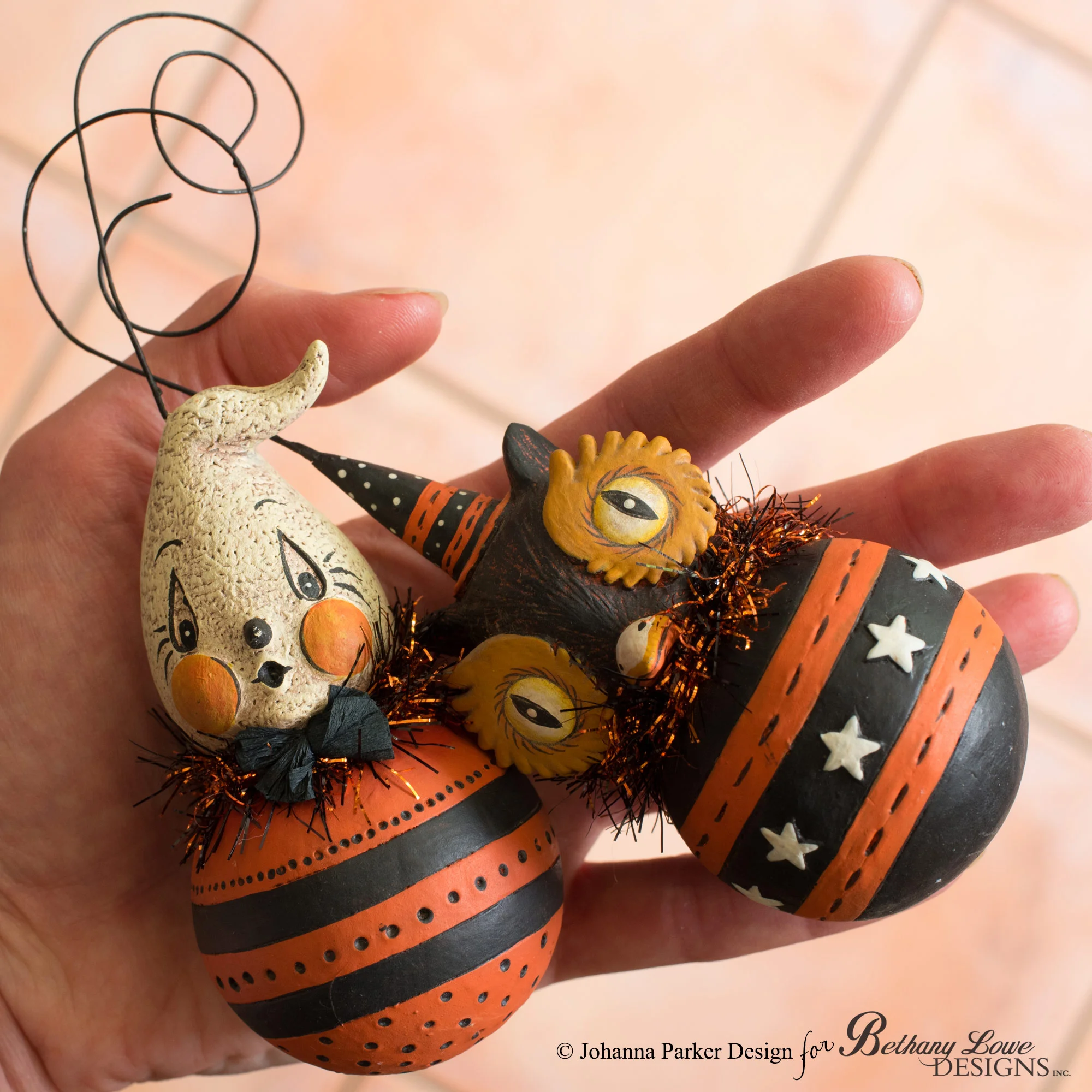 Halloween-BLD-Ball-Ornaments-in-Hand.jpg