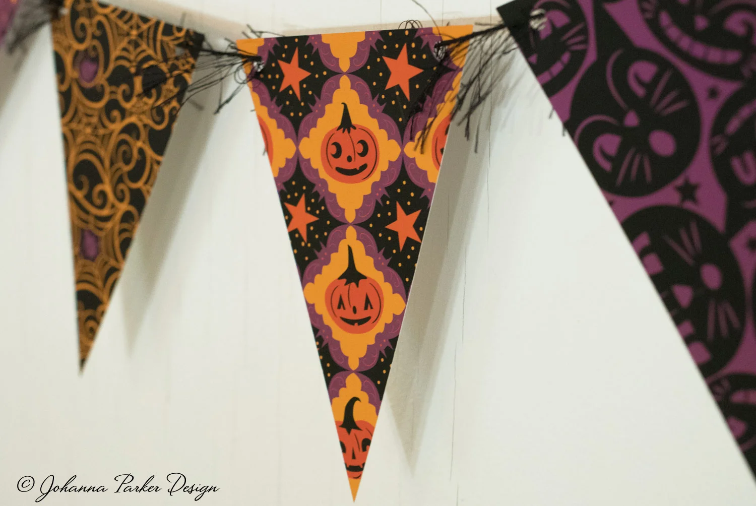 Pocus-Purple-Halloween-Garland-Pennants-5.jpg