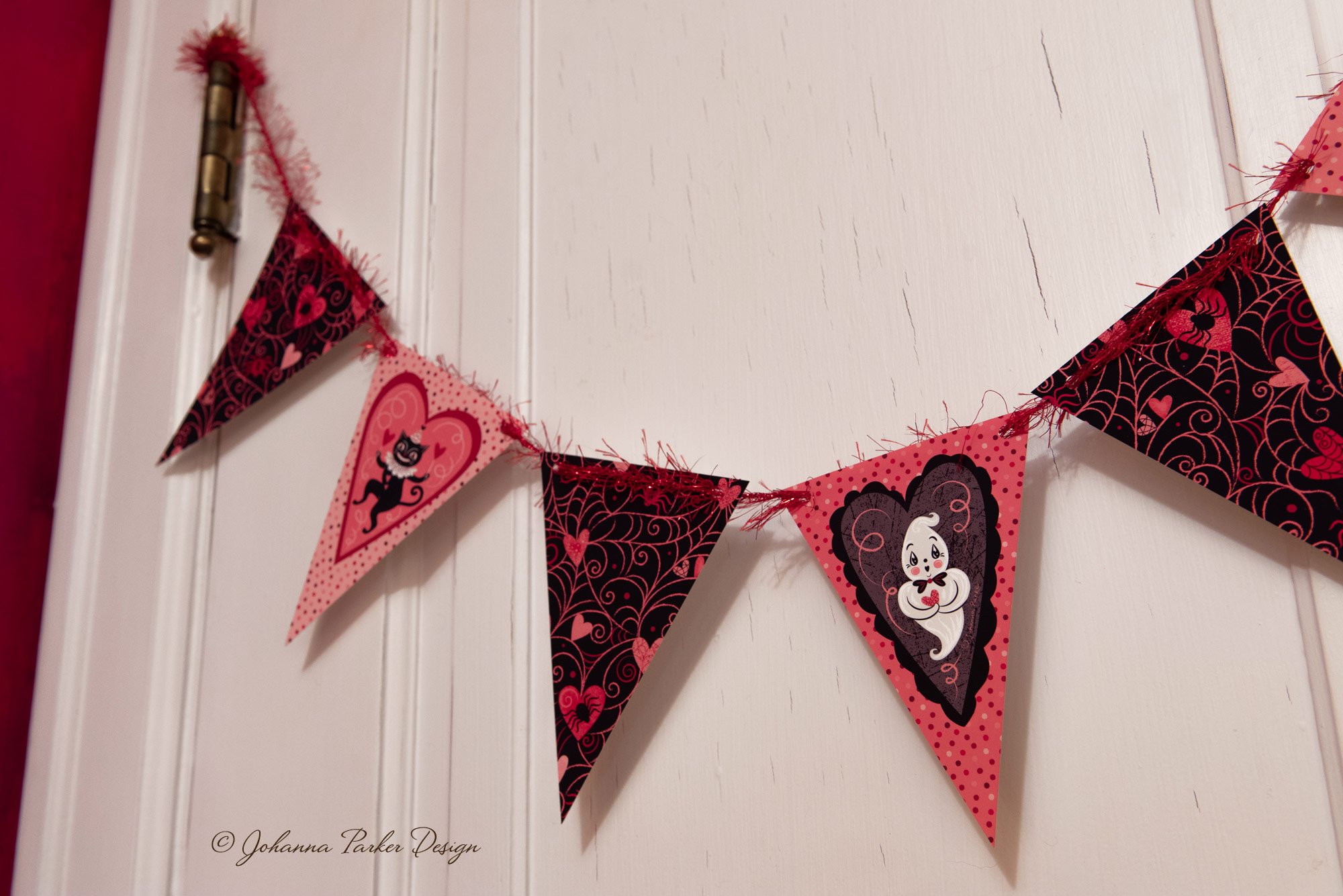 Johanna-Parker-Valoween-Spooks-Ghost-Black-Cat-Valentine-Pennant-Garland.jpg