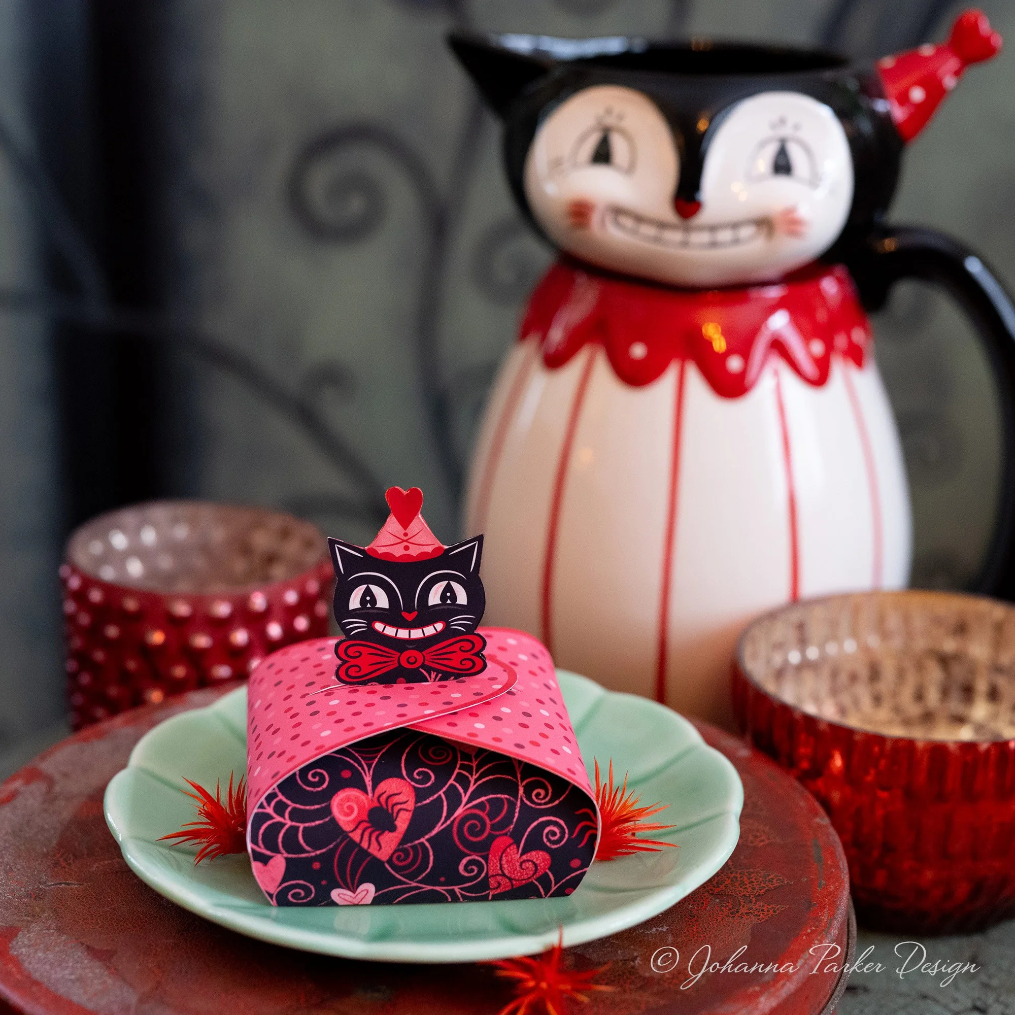Johanna-Parker-Valoween-Black-Cat-Gift-Box-Printable-&-Carnival-Cat-pitcher.jpg
