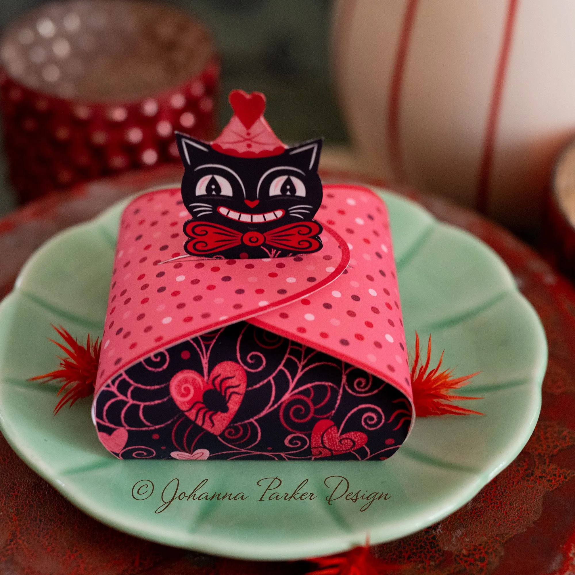 Valoween Love Cat Gift Box
