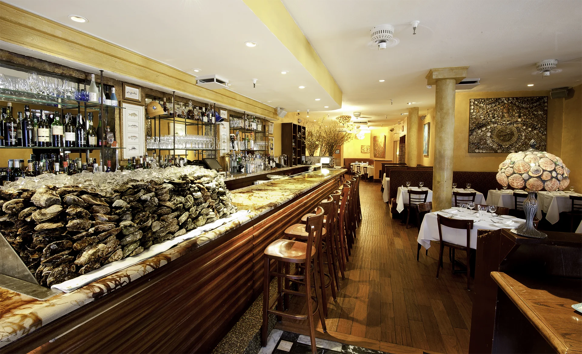 Aquagrill Indoor HighRes_small.jpg