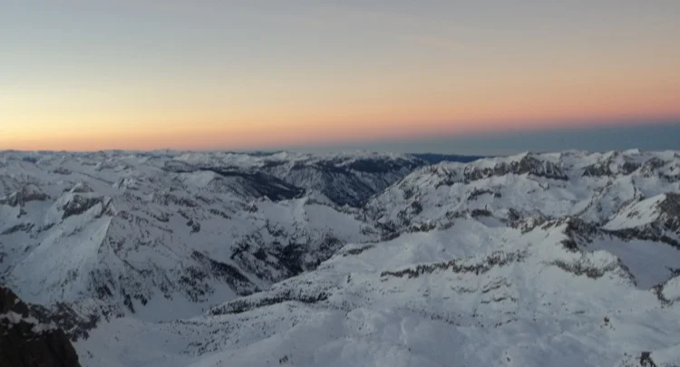 Sunrise from the Palisade crest
