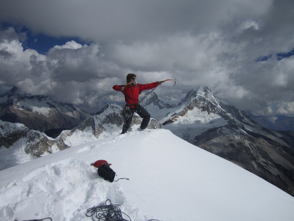 El Cumbre! (almost) with Huascaran in the background