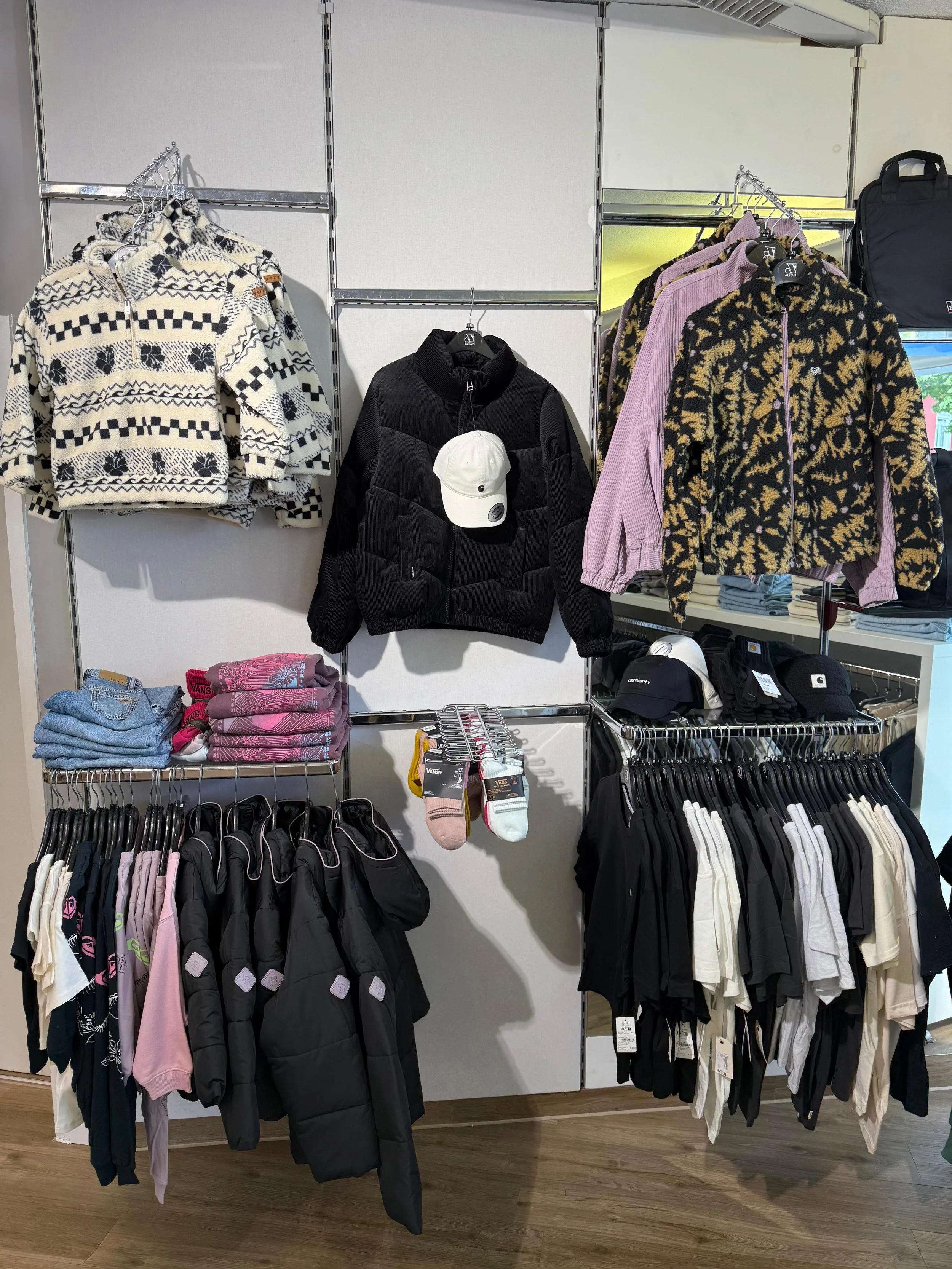 WhatsApp Image 2025-09-01 at 09.50.44.jpeg