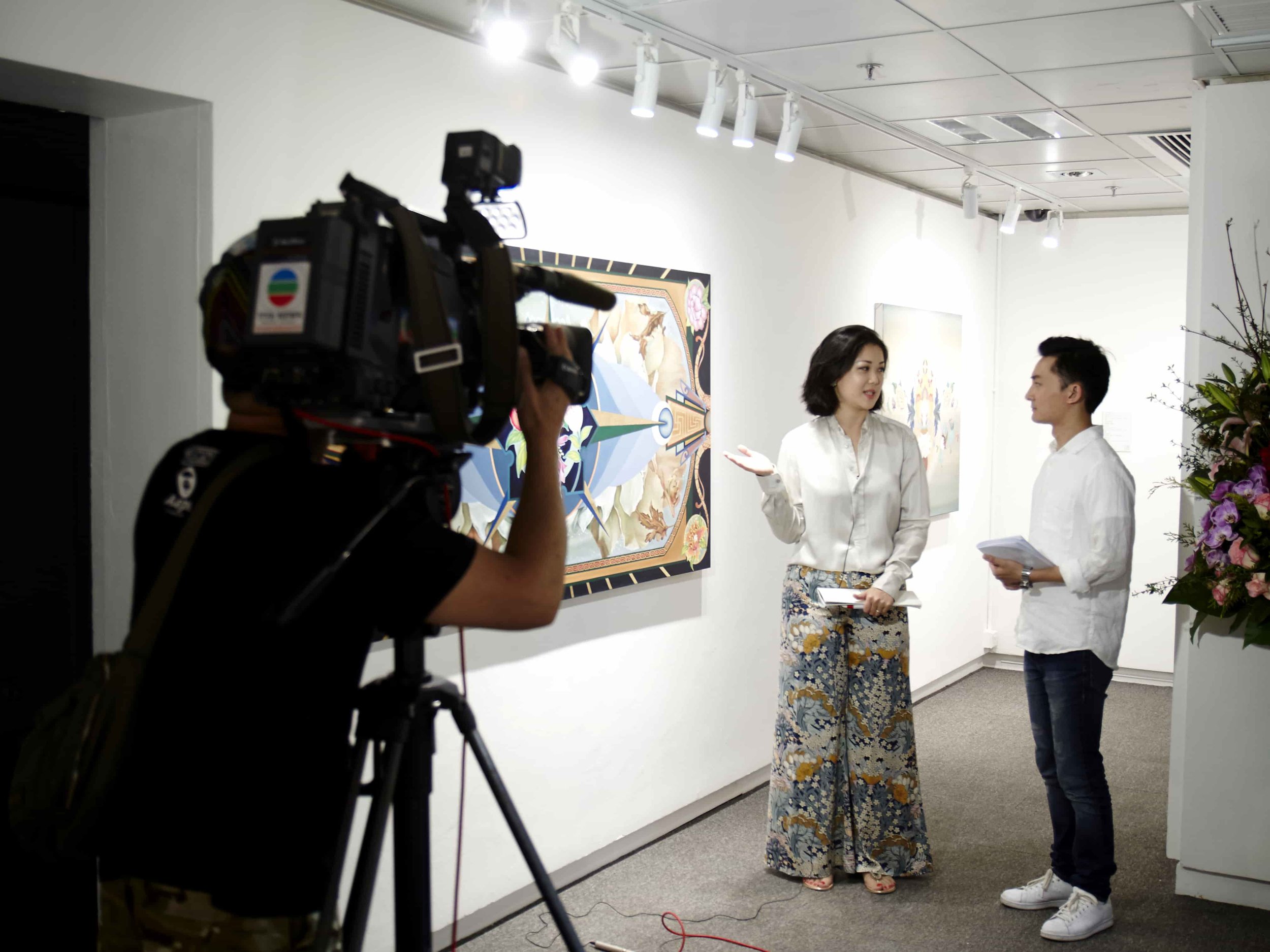 2016 ~ presenting my painting 'Transience' to TV host