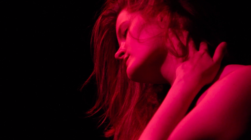 Klip fra poetisk doku-film lavet på dokumentarfilmskolen doxworld..webp