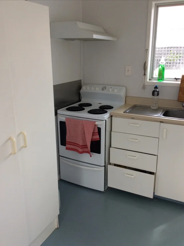 A poorly set out kitchen
