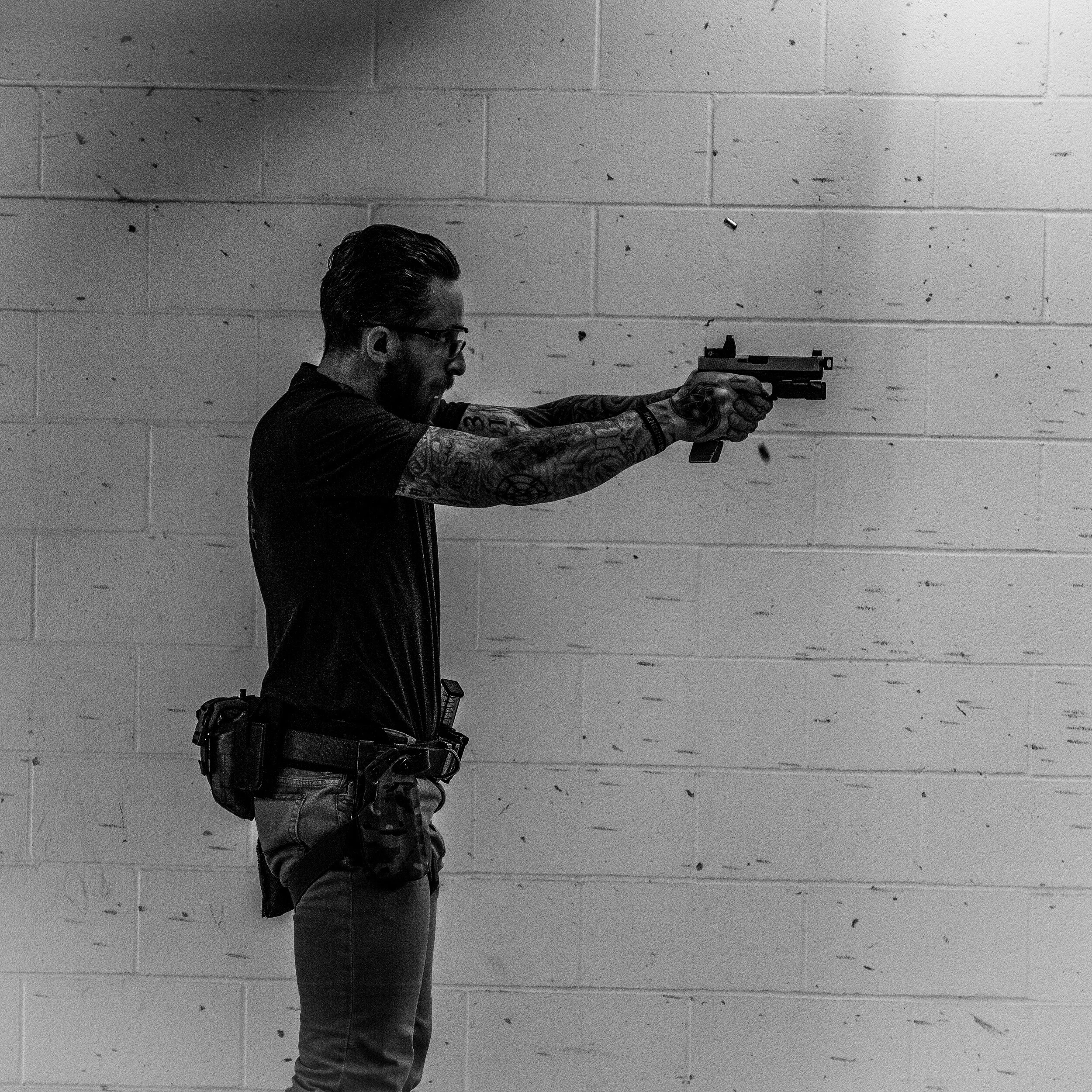 FUNCTIONAL PISTOL APPLICATION 1