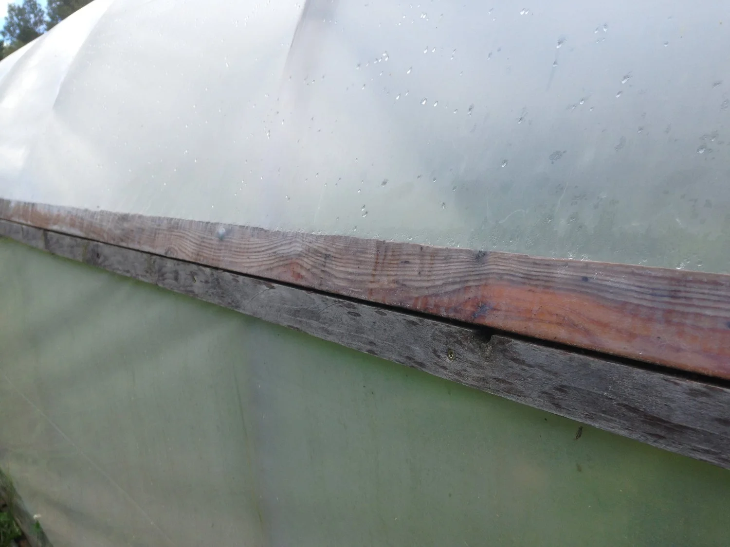 2x4 hipboard and batten attachment system.
