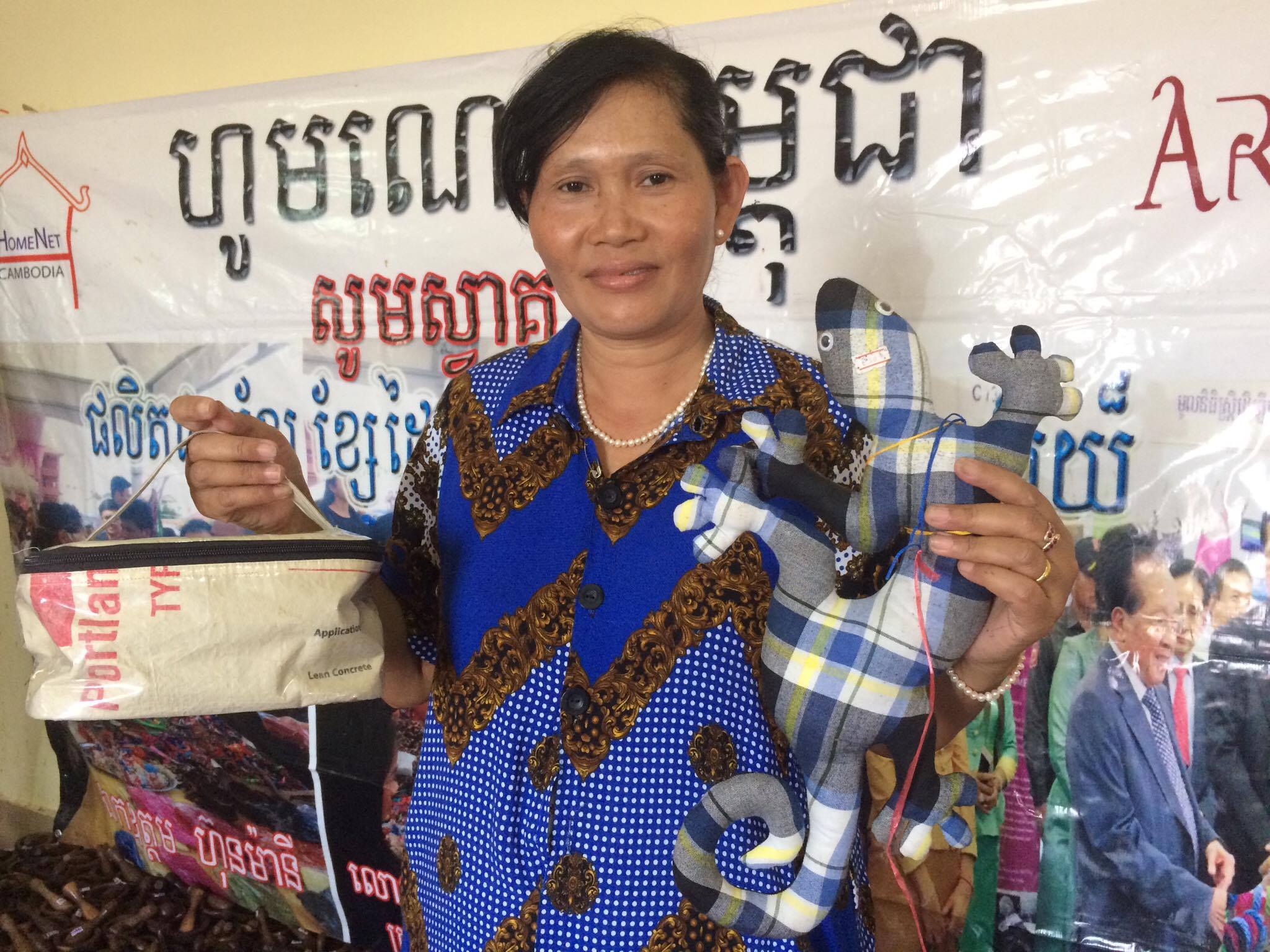 Name: Yun SopheaBusiness Name: Cambodia Bracelets from Yarn MaterialsProgram: Incubator Program
