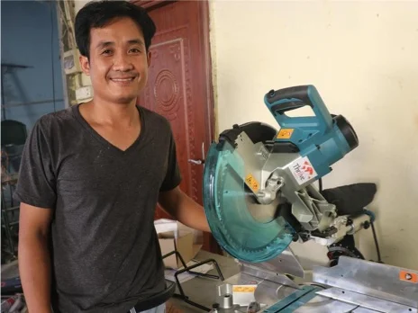DAC Carpentry Mr. Khem Chantra is passionate about building quality wood furniture of various designs for wholesalers while being a supplier to retailers. A grant of $6,835 has provided him with 8 new carpentry machines to scale up his business, build his products in-house, decrease his operating expense, meet increasing customer demand, and increase his product offerings. For his repayments, he is training 10 people in carpentry skills to increase their job opportunities.