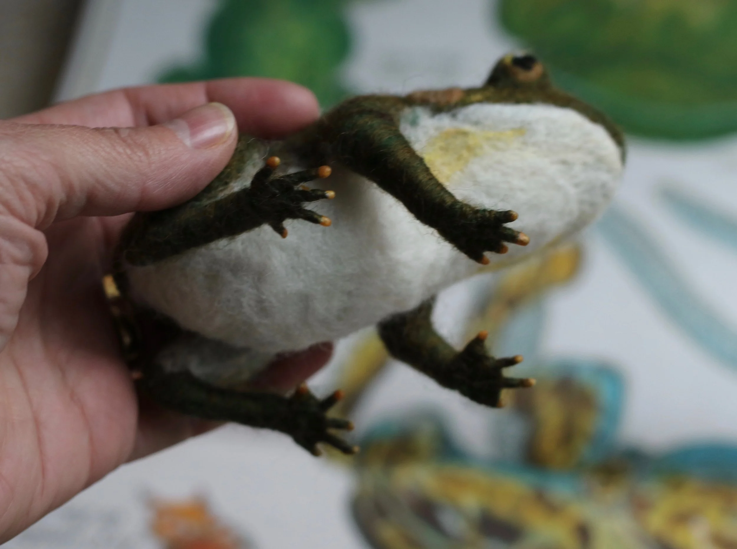 needle felted frog