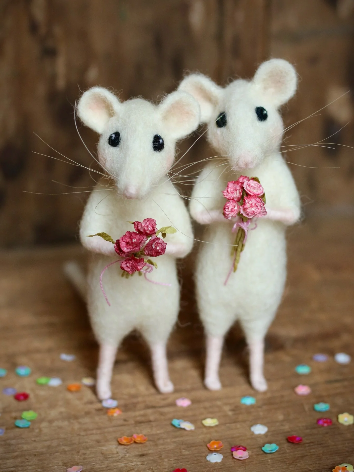 There&rsquo;s still time to catch these two heartFELT mice in time Valentine&rsquo;s Day. 💘 Link in profile. 
.
#bemine #valentine #valentinesday #needlefelting