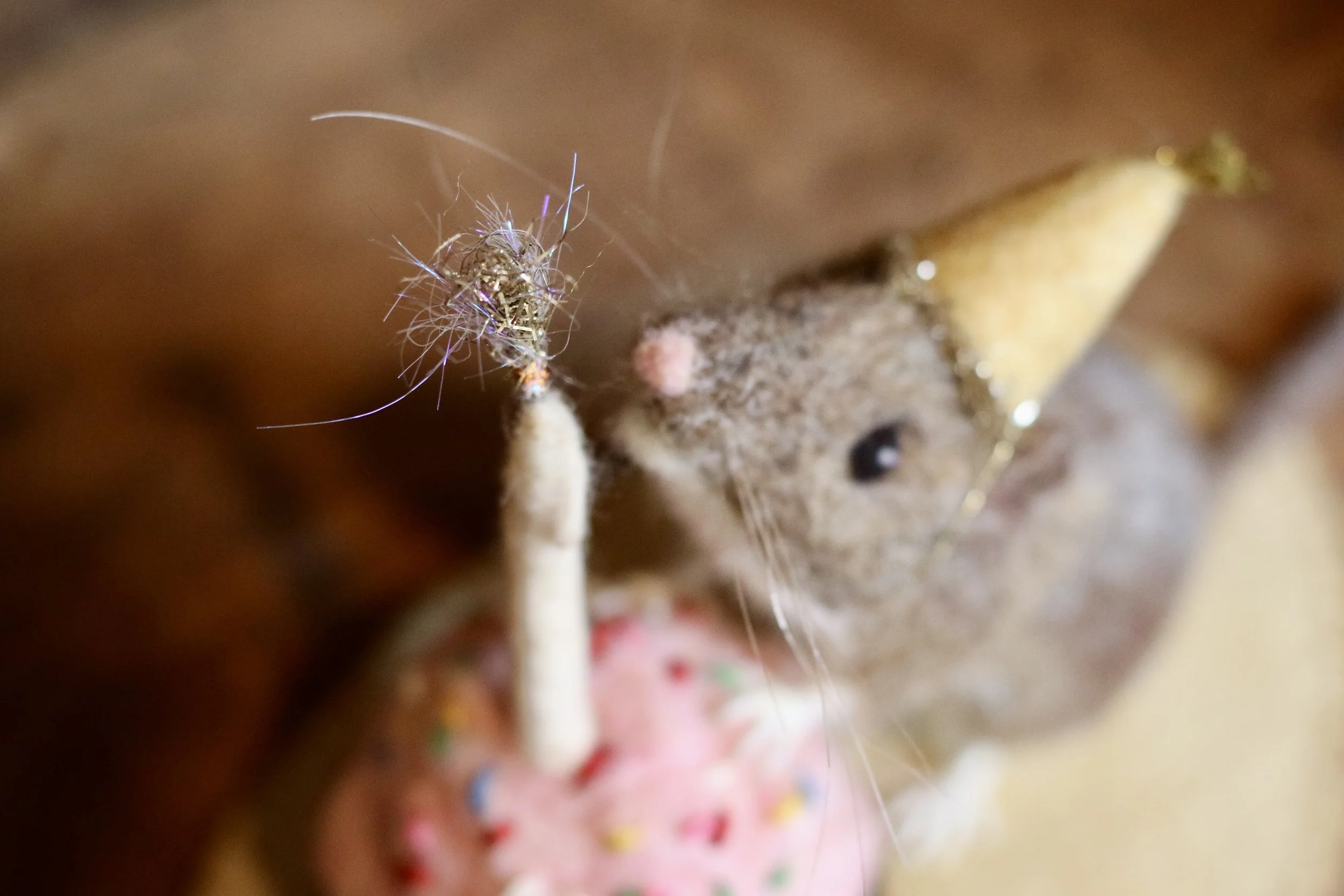 needle felted mouse