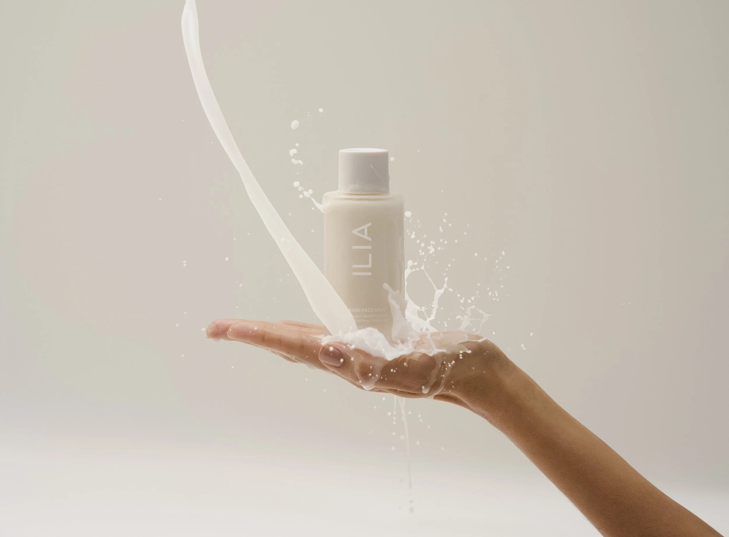 101923_ILIA_BaseFaceMilkCampaign_01_HandheldProduct_000485-AS.jpg