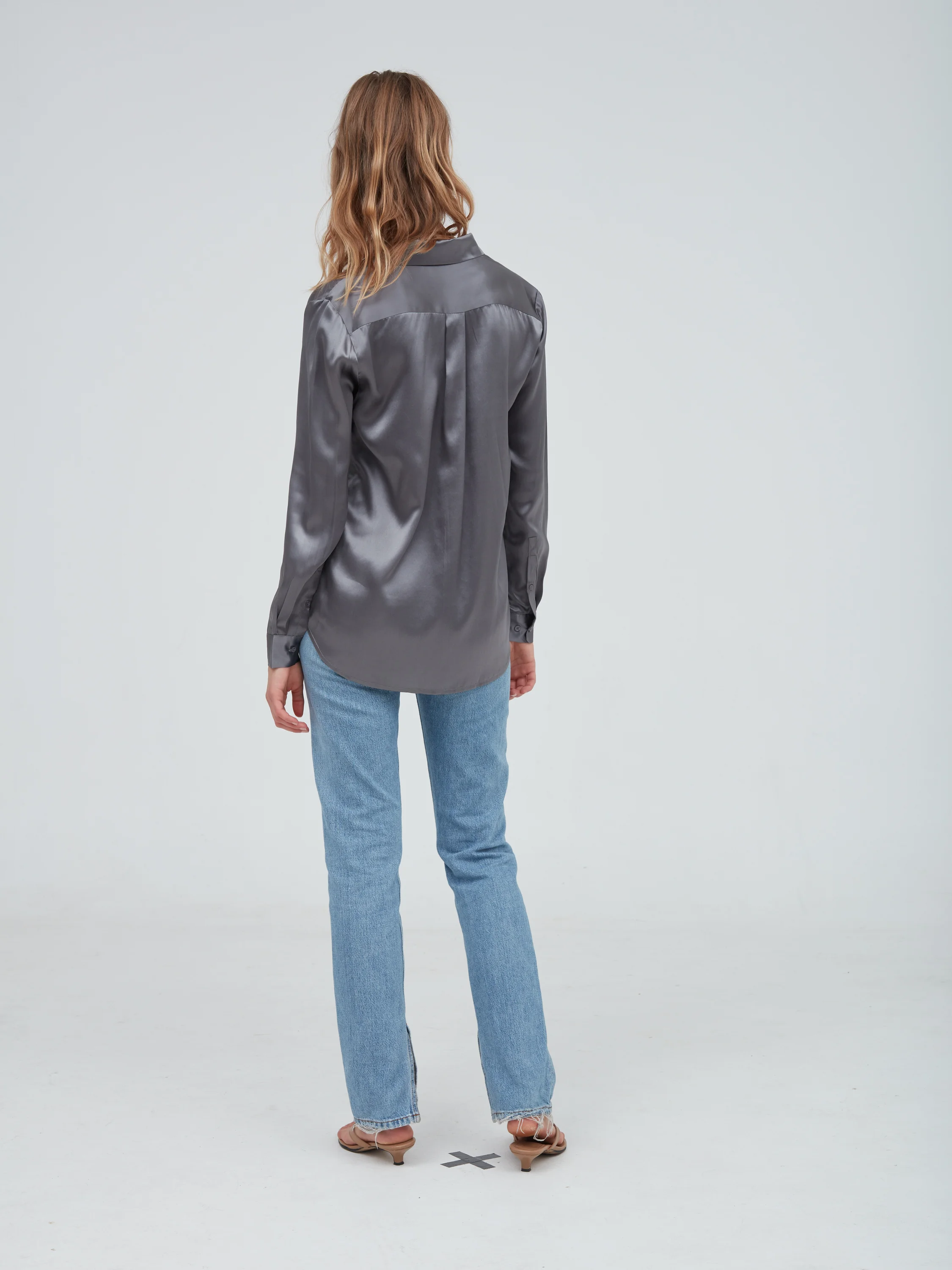 BeigeShirtSmokeBack.jpg