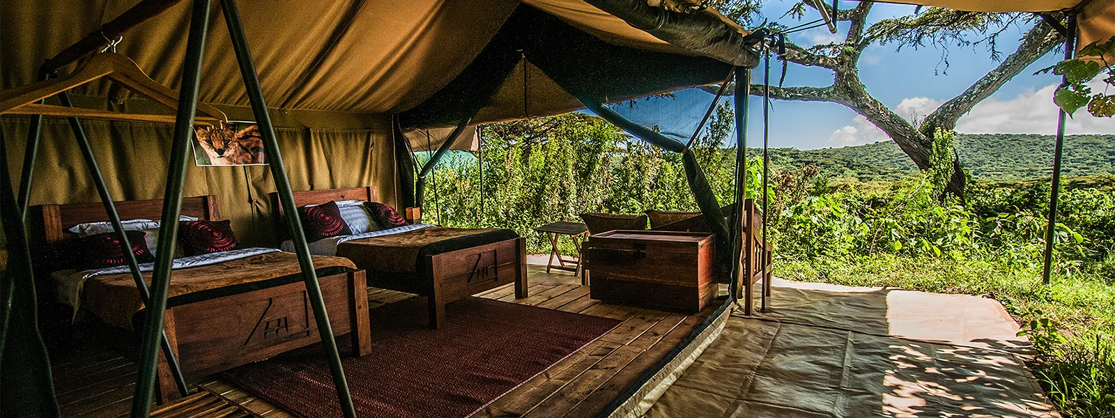 Ang'ata Camps are offered to our guests who prefer a more luxurious experience. This Lodge/Camp is included in our 5 DAY SAFARI PACKAGE 