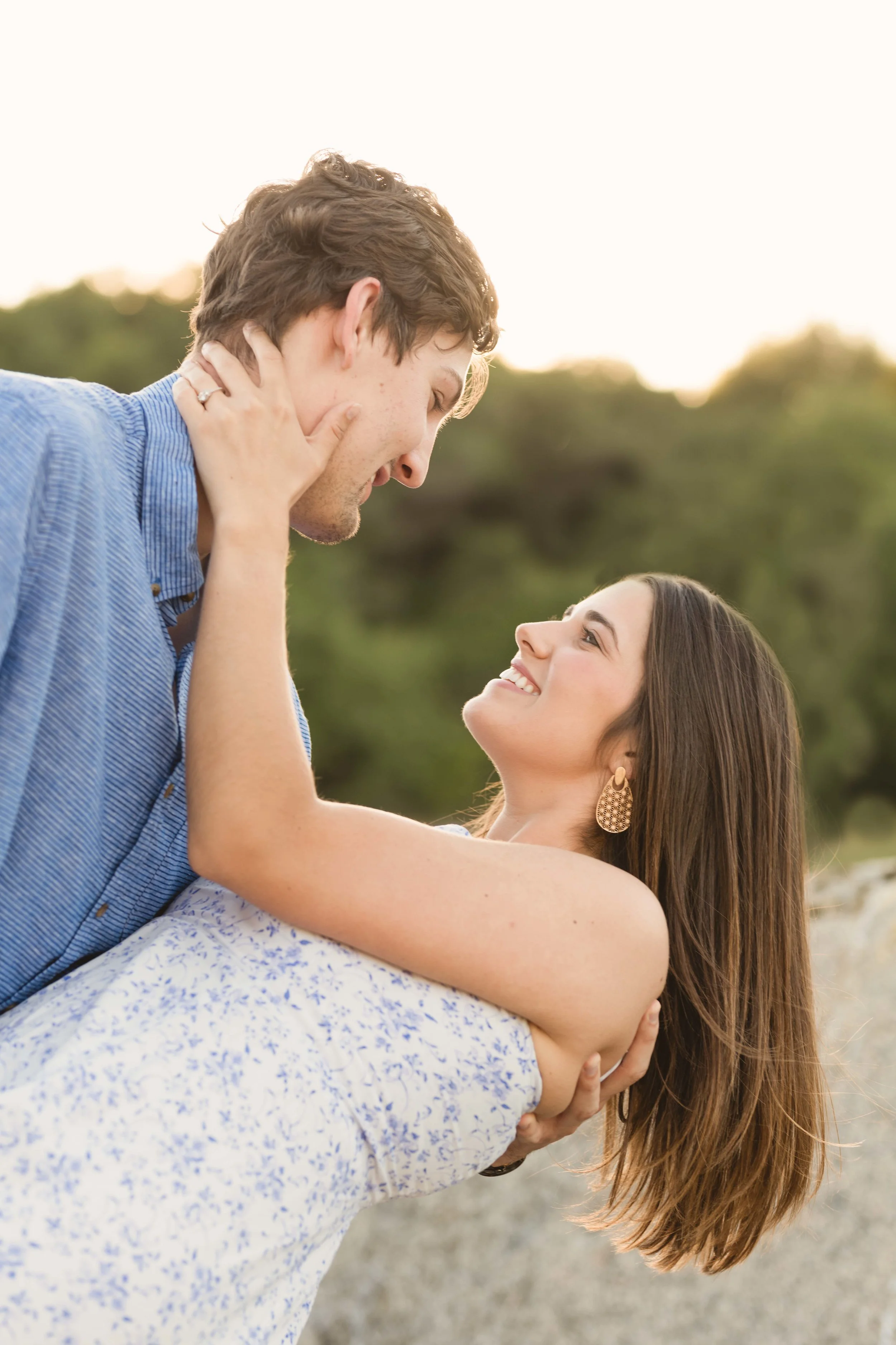 00011-Luke&Emma_FolsomLake.jpg