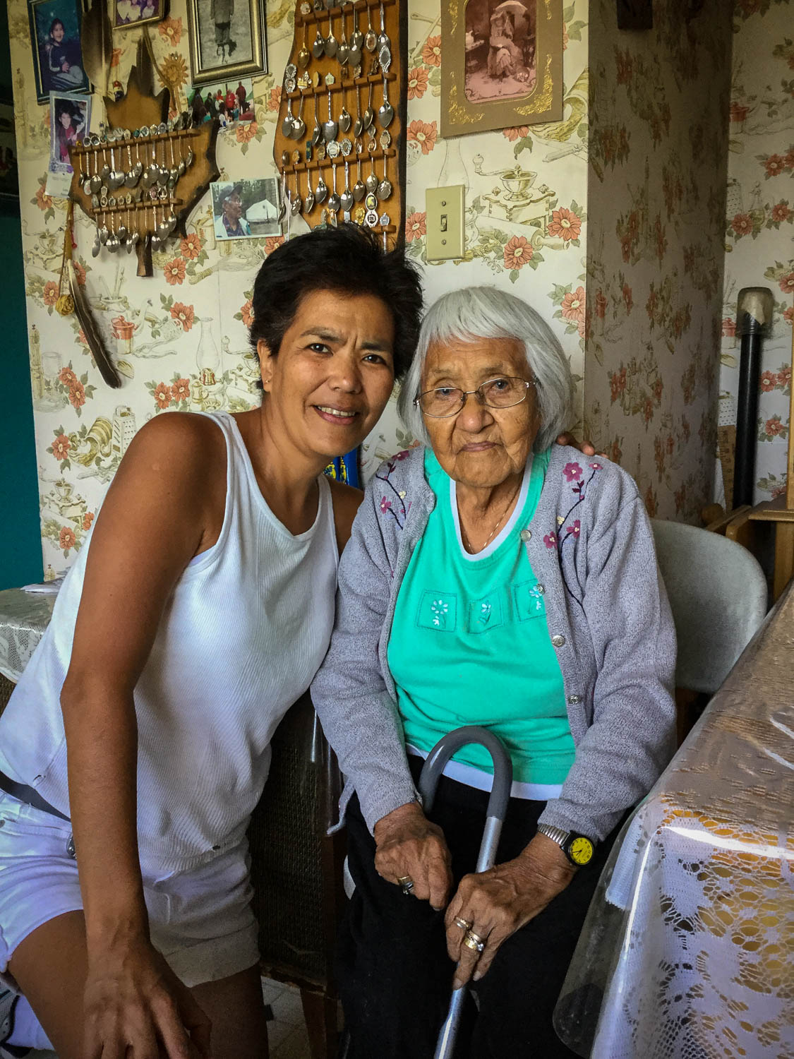  Although Karrie’s mother Mary Ann died in 2014, her grandmother Winnie Atlin still lives in Carcross. After the pole raising, Karrie met with Winnie, who taught her granddaughter some words in Tlingit. 