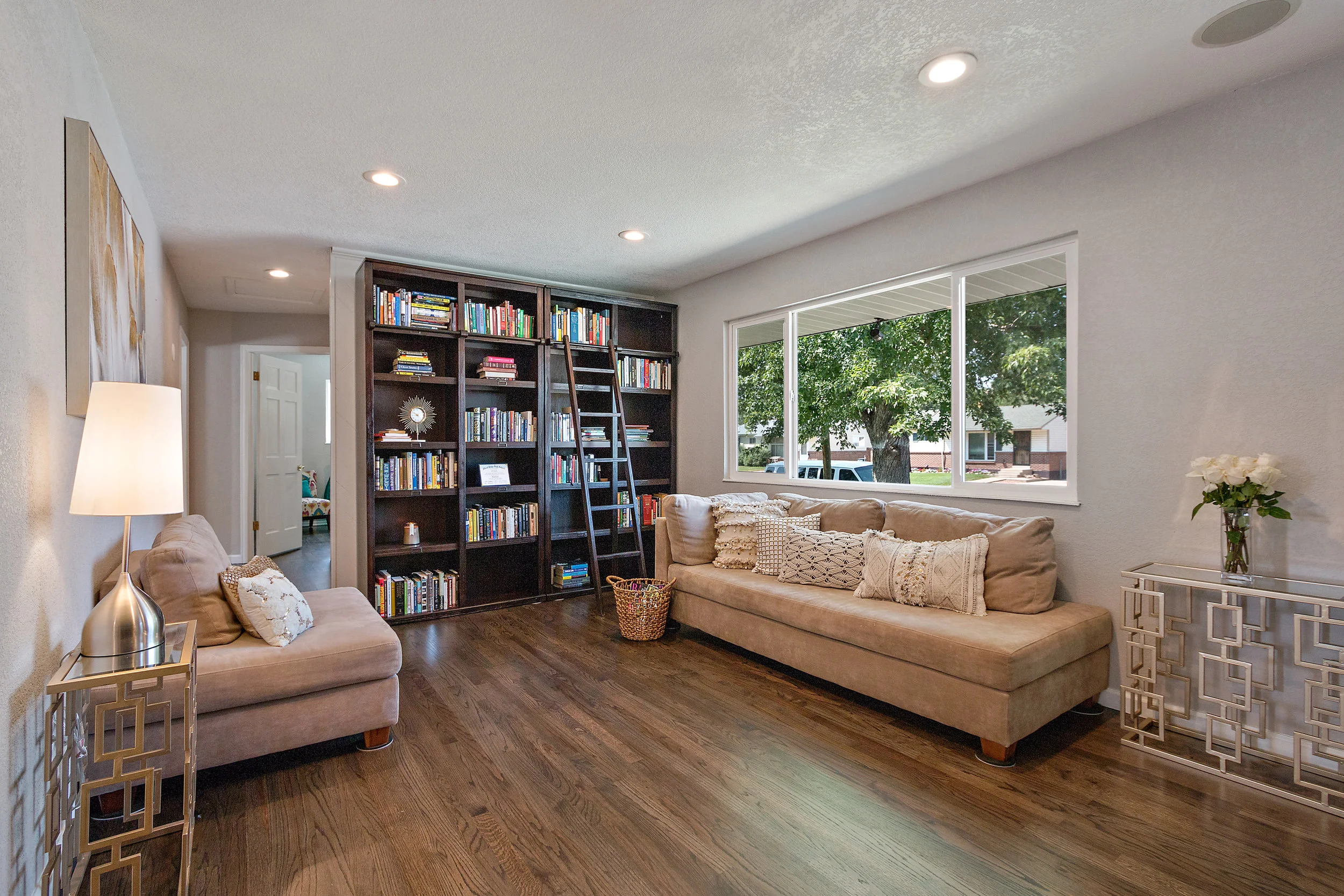 01-Living Room.jpg