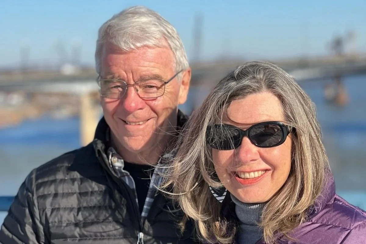 Robin &amp; Donna Thompson