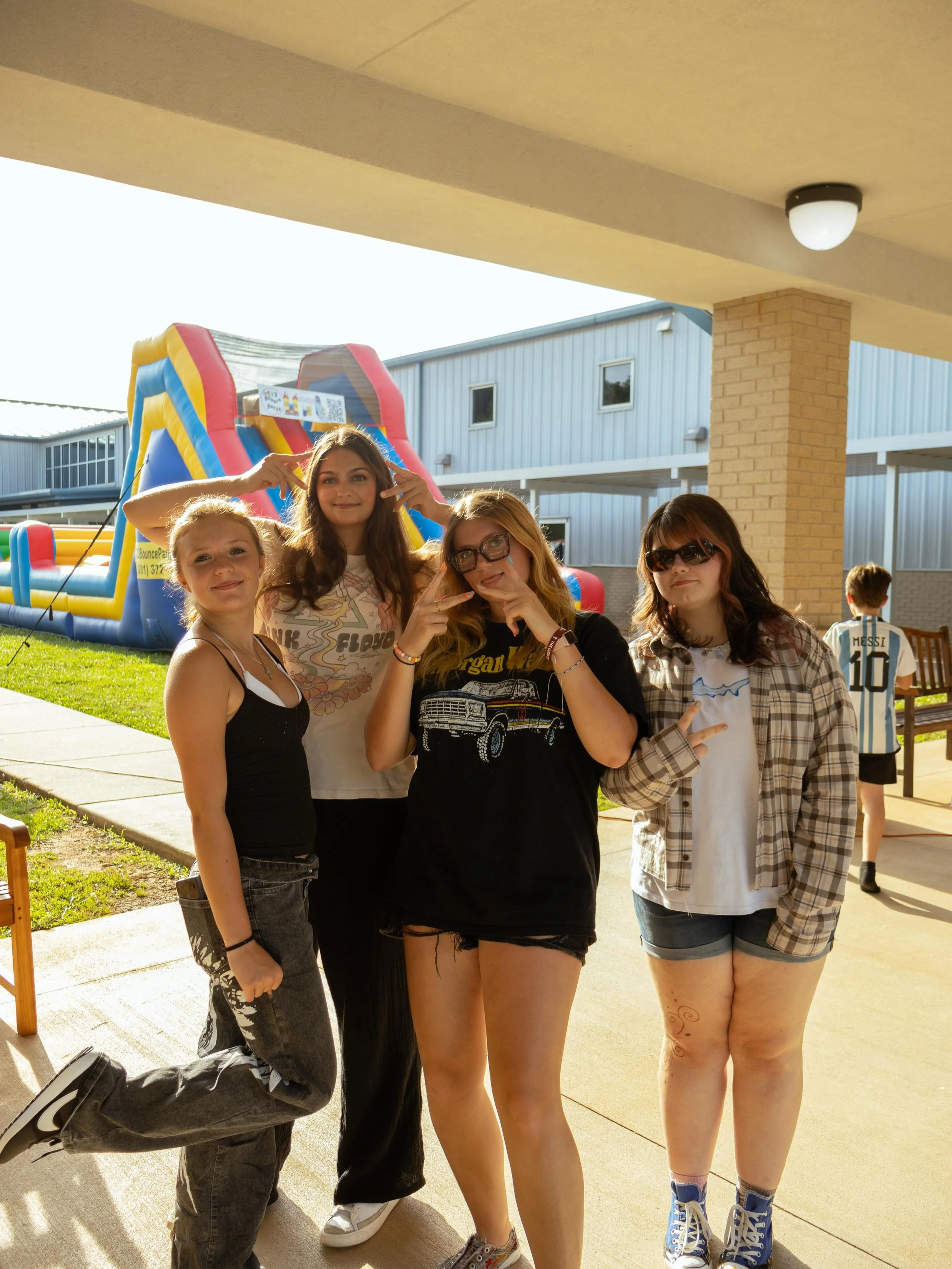 RIVER STUDENTS IS BACK! 

We missed y&rsquo;all last week, but we are SO pumped to be back with each of you tomorrow! 

Dinner @ 5
Teaching @ 6 
&amp;&amp;
PICKLEBALL TOURNAMENT after service!!!
(winner gets a prize‼️)