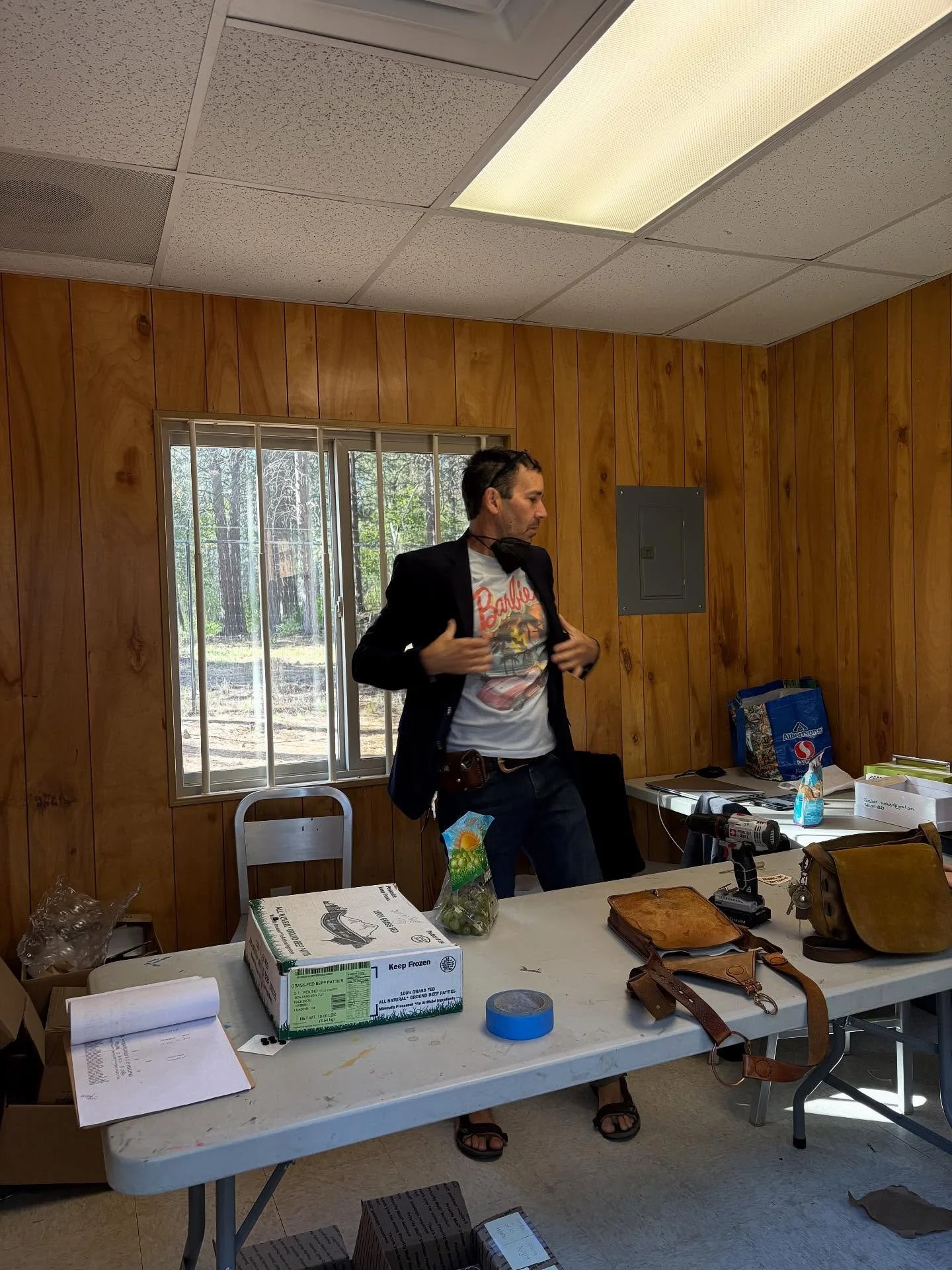 Final day of drop-offs! You know the drill - if you want your art on the wall, we need it today! Half of y’all waited until today, so there will probably be a line. See you soon!