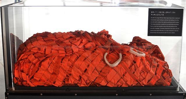 Here is a photo of the SR-71's Main Drag Chute. This item can be seen on display at the Pima Air & Space Museum in Tucson, Arizona. Photo sent in by James Stemm, Curator of Collections, Pima Air & Space Museum.