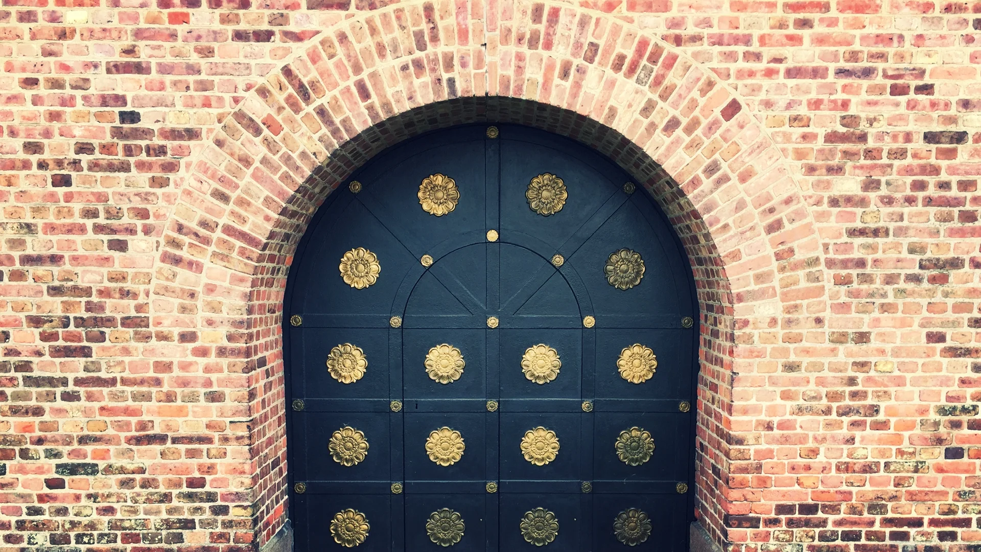 Forsidebilde_door.jpg