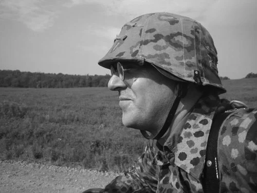 Untersturmführer Bauer scans the horizon.