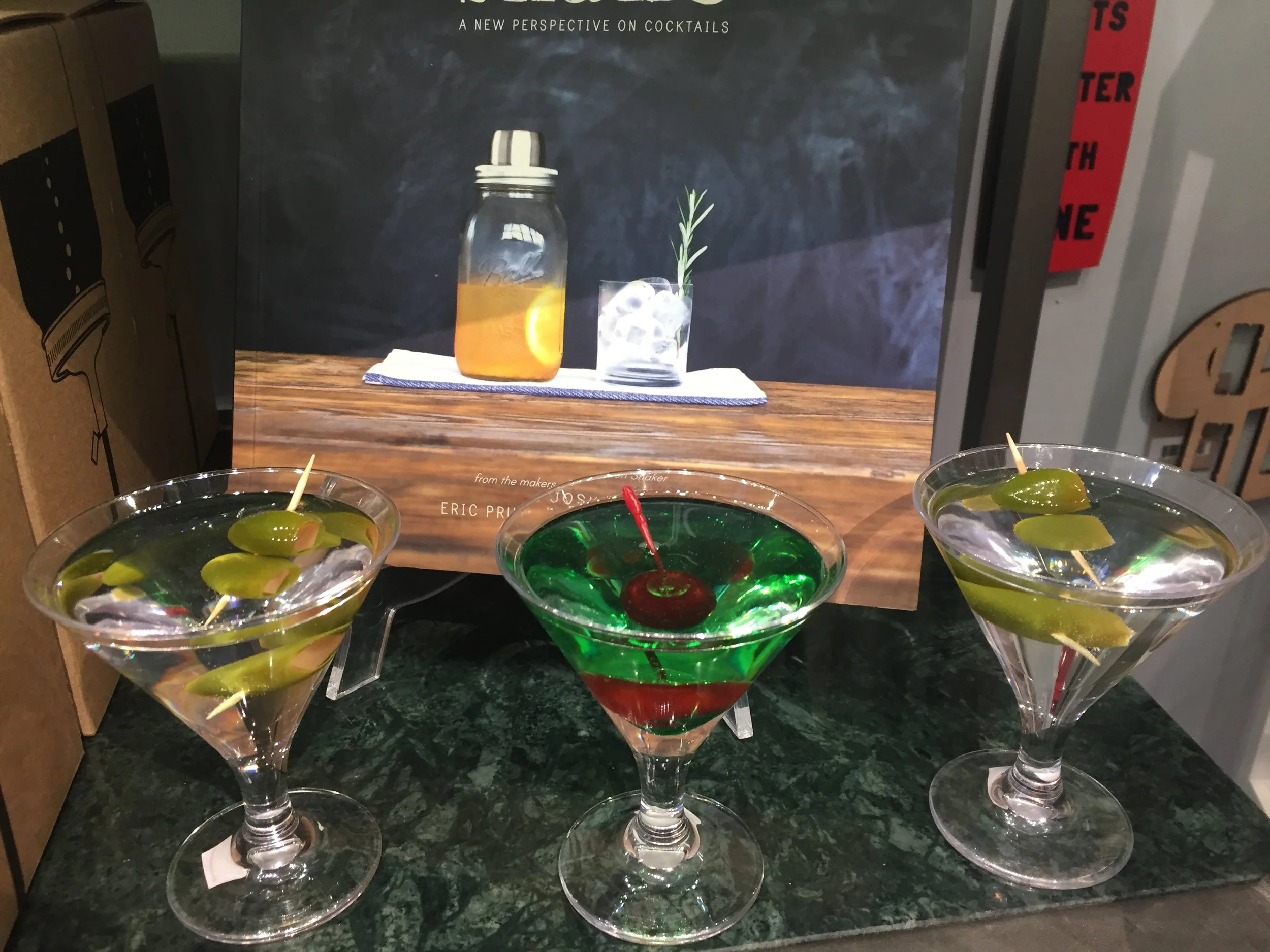 Cocktail Paper Weight 