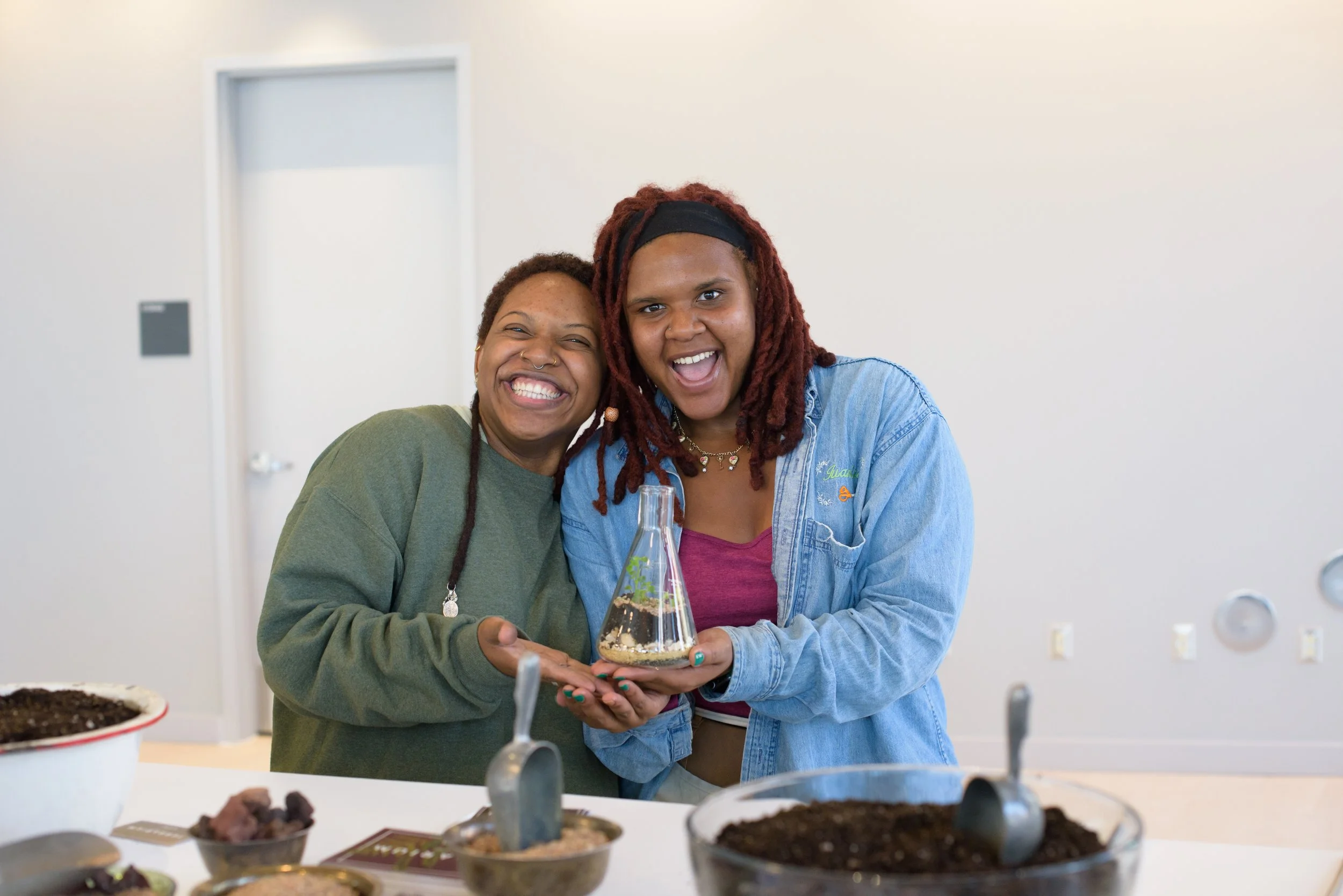 BWillow Workshop-2025-0415(SProctor)-6178.jpg