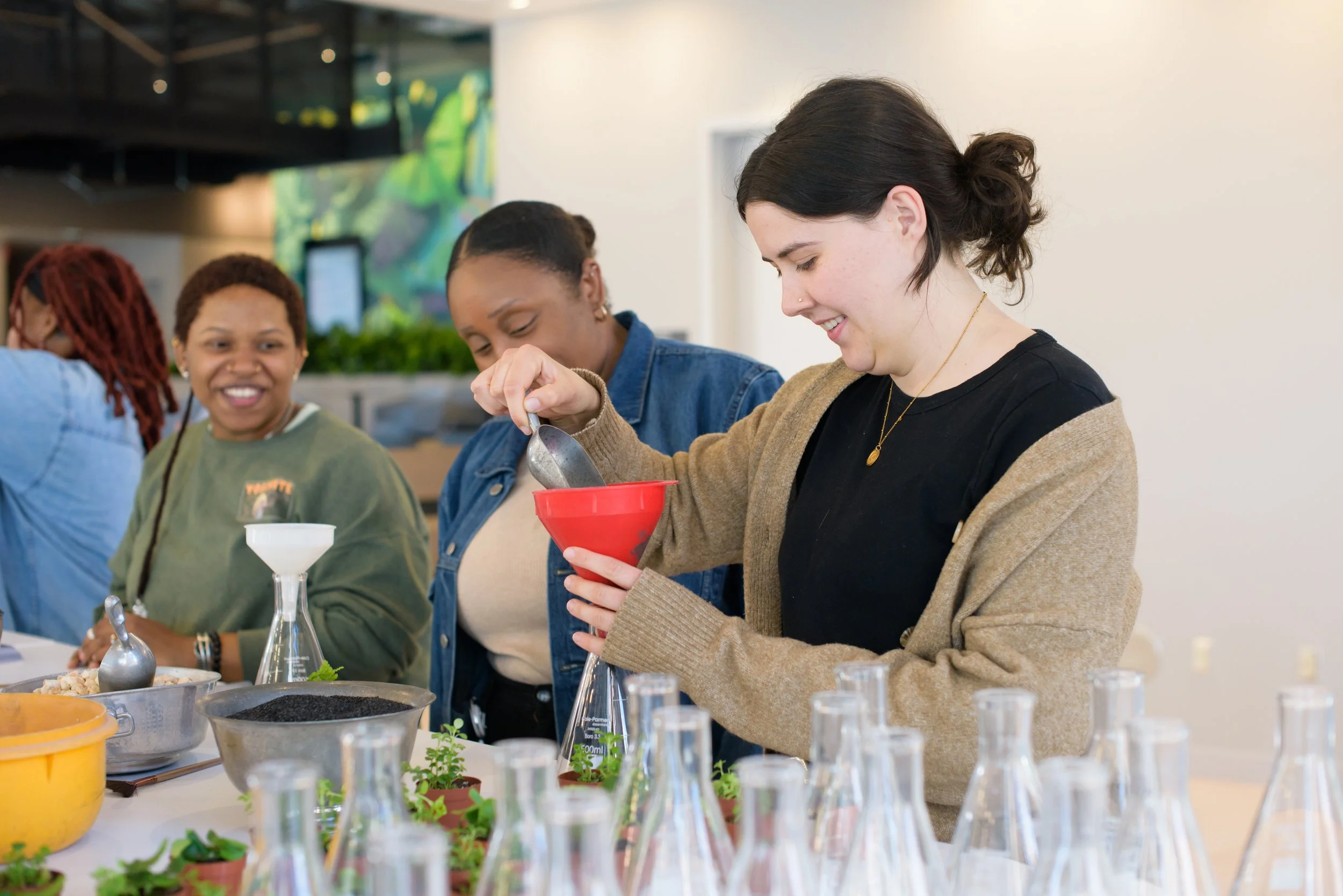 BWillow Workshop-2025-0415(SProctor)-6193.jpg