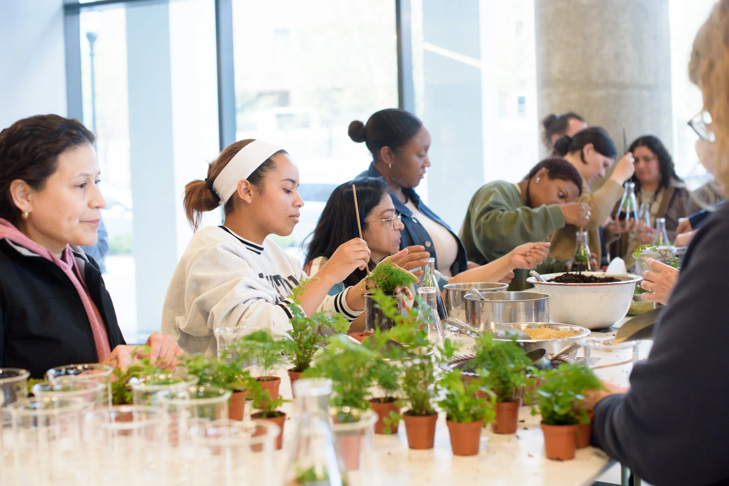 BWillow Workshop-2025-0415(SProctor)-6204.jpg