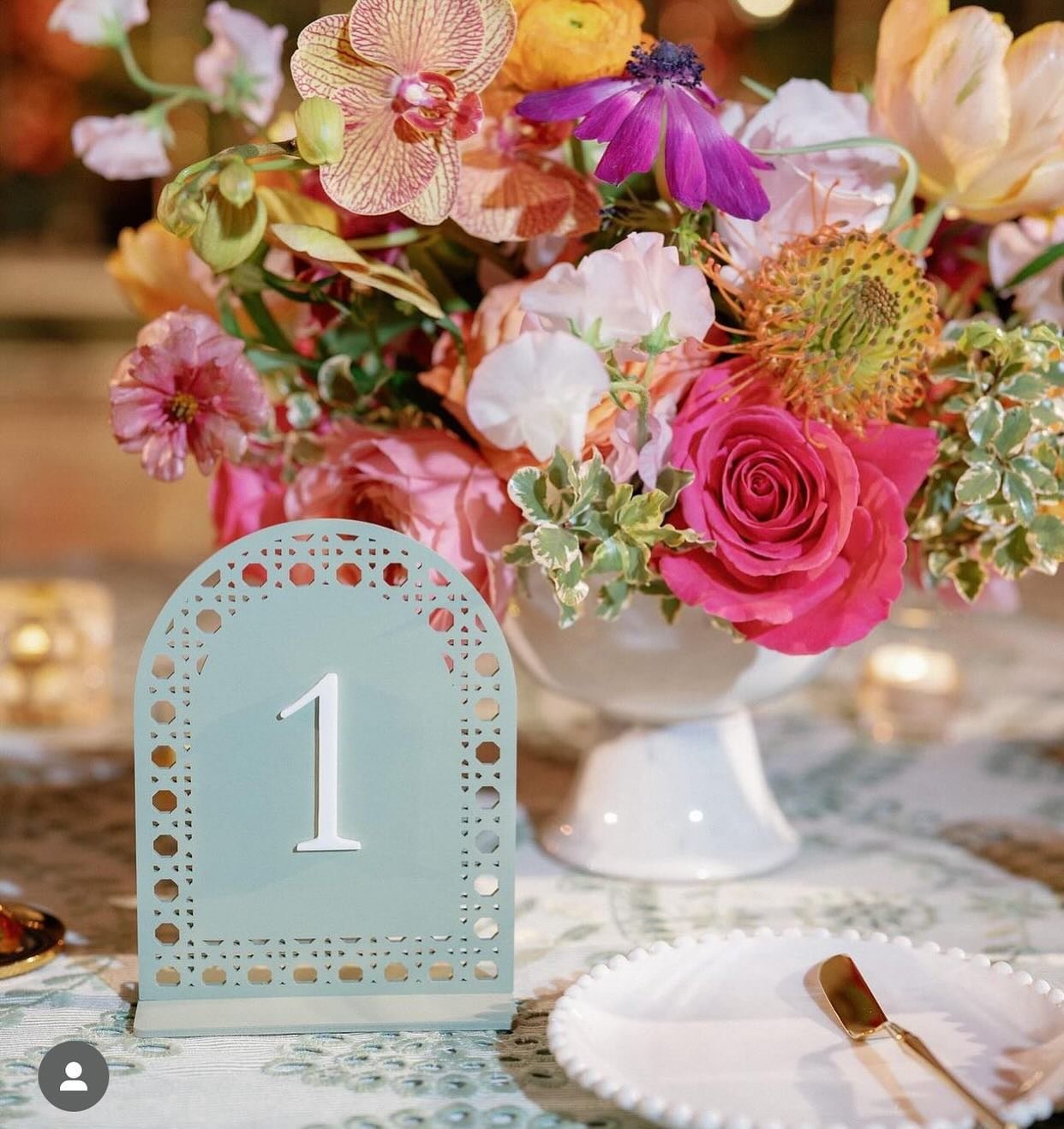 I have two different opinions on table numbers, either make them small and blend in OR make them matter and stand out!! Here&rsquo;s the latter 😍 @annaluciaevents