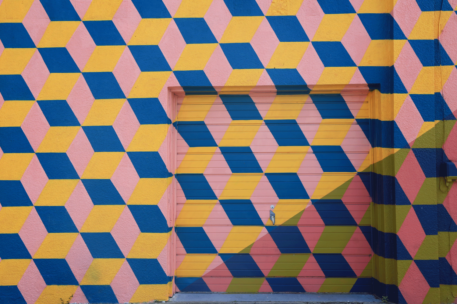 stpetestreetart2.gif
