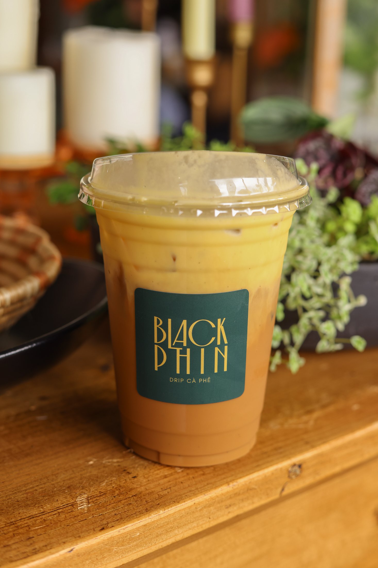 BlackPhin-4.jpg